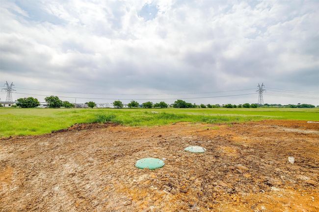 5824 High Plains Trl, House other with 3 bedrooms, 2 bathrooms and null parking in Joshua TX | Image 40
