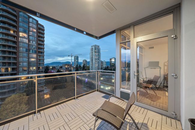 701 - 4360 Beresford Street, Condo with 2 bedrooms, 2 bathrooms and 1 parking in Burnaby BC | Image 26