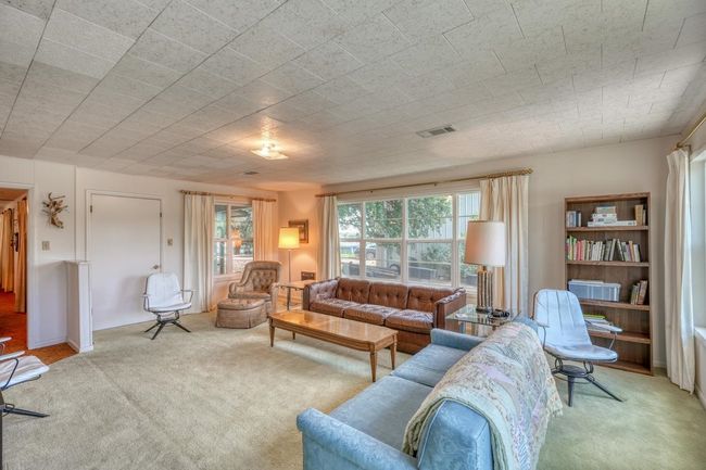 132 Glen Oaks Dr, House other with 2 bedrooms, 2 bathrooms and null parking in Sunrise Beach TX | Image 16