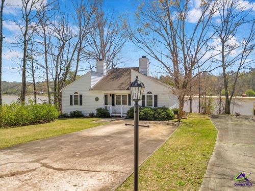 877 Will Scarlet Way, Macon, GA, 31220-2733 | Card Image