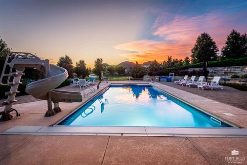 3709 Hawthorne Woods Ter, Manhattan, KS, 66503-2293 | Card Image