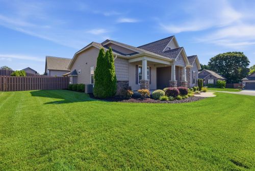 511 Traemoor Village Dr, Moore, SC, 29369-8009 | Card Image