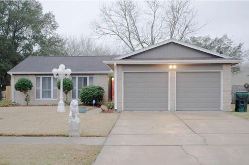 10114 Kirkvale Dr, Houston, TX, 77089-1024 | Card Image