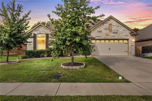 103 Caraway Drive, Woodway, TX, 76712 | Card Image