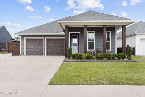 102 Cherrywood Dr, Lafayette, LA, 70508-8186 | Card Image