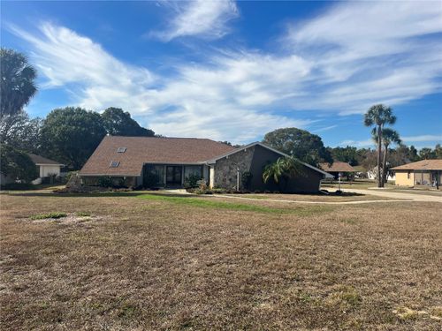 5375 Patricia Pl, WEEKI WACHEE, FL, 34607-2328 | Card Image