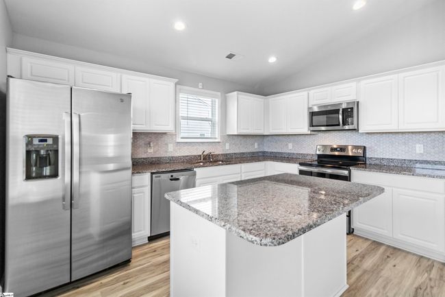 9023 Germaine Ct, House other with 3 bedrooms, 2 bathrooms and 2 parking in Boiling Springs SC | Image 10