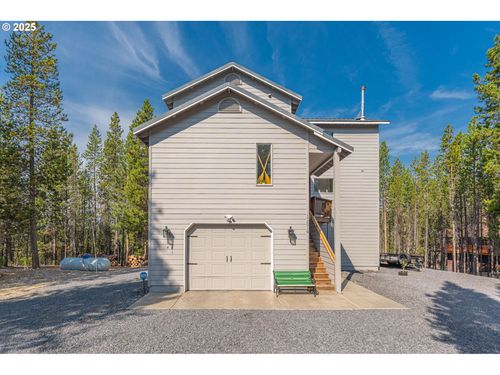 142016 Blue Sky Way, Crescent Lake, OR, 97733-7013 | Card Image