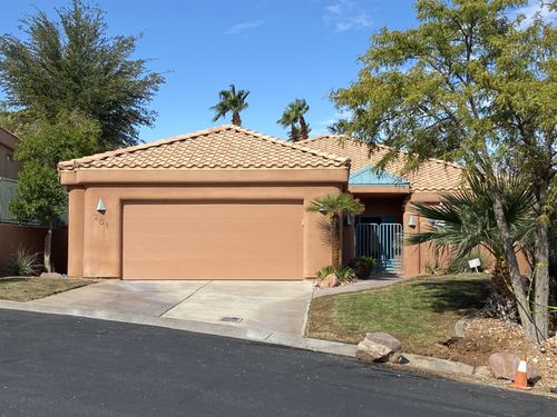 201 Pinnacle Ct, Mesquite, NV, 89027-3319 | Card Image