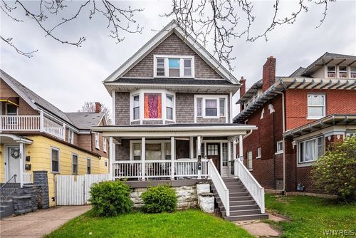 260 Humboldt Parkway, Buffalo, NY, 14214 | Card Image