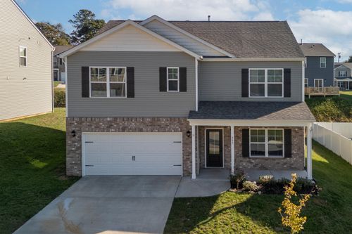 557 Cliff St, Morristown, TN, 37814-5641 | Card Image