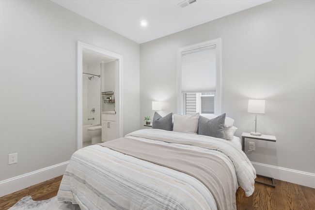 APT-2 - 1650 Columbia Rd, Condo with 3 bedrooms, 2 bathrooms and null parking in Boston MA | Image 9