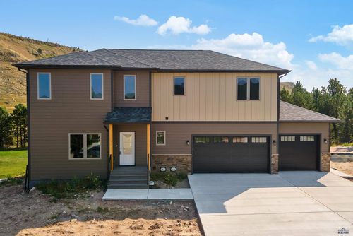 8072 Foley Dr, Summerset, SD, 57769 | Card Image