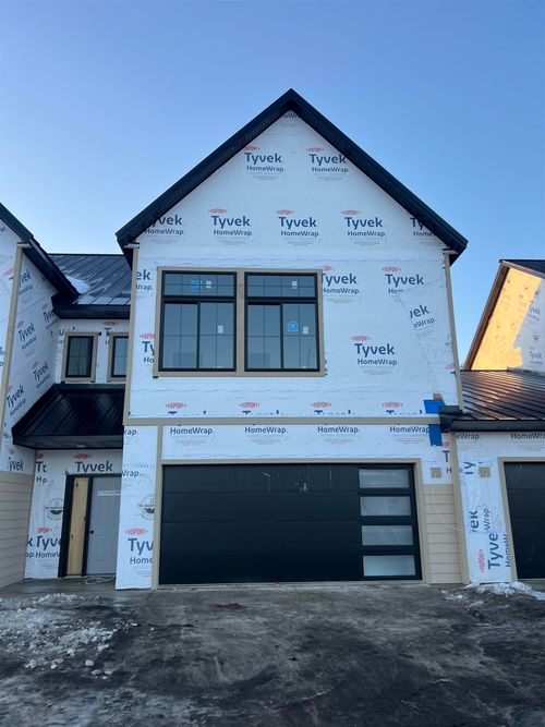 21 E Duke St, Vermillion, SD, 57069 | Card Image