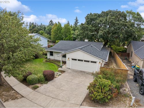 13010 Sw Barberry Dr, Beaverton, OR, 97008-6257 | Card Image