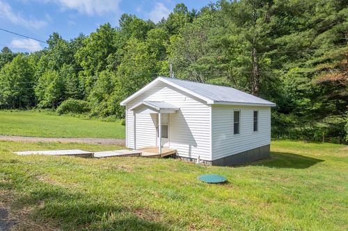 1106 Easy Dr Nw, Willis, VA, 24380-4555 | Card Image