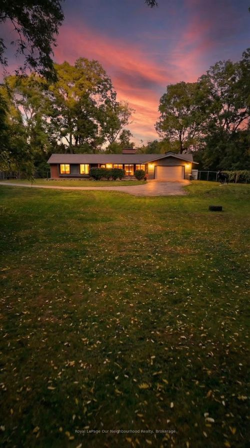 1539 Finch Ave, Pickering, ON, L1V1K2 | Card Image