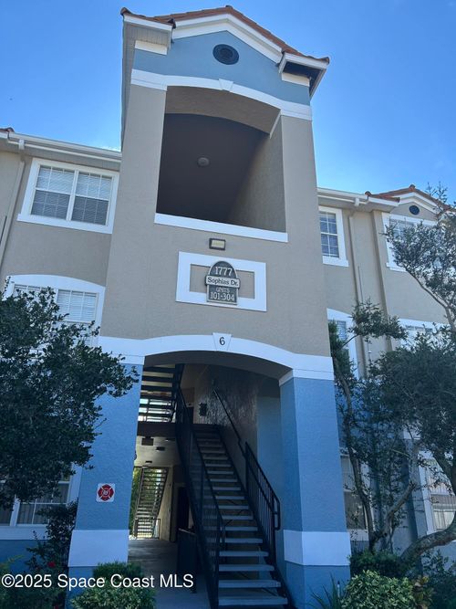 201-1777 Sophias Dr, Melbourne, FL, 32940-6350 | Card Image