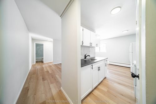 77 East Street E, St Thomas, ON, N5P2R4 | Card Image