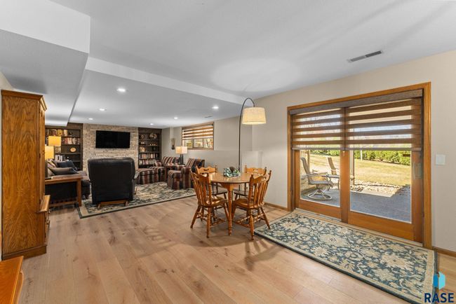 904 W Chicory Ln, House other with 5 bedrooms, 5 bathrooms and null parking in Sioux Falls SD | Image 53