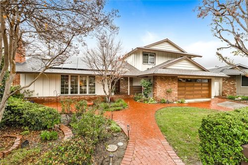 613 Lori Way, Placentia, CA, 92870-2313 | Card Image