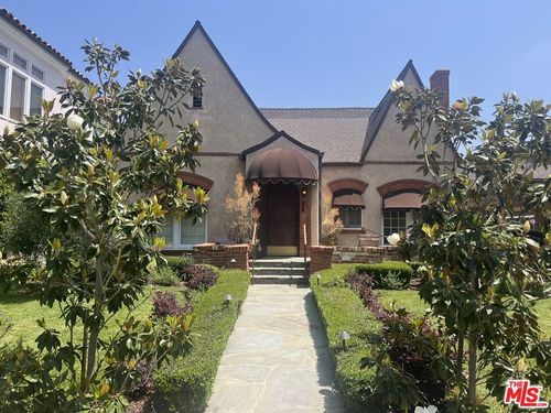 214 Foothill Rd, Beverly Hills, CA, 90210-4921 | Card Image