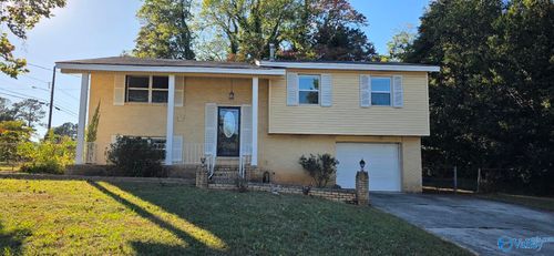 5001 Rolling Hills Drive, Huntsville, AL, 35810 | Card Image