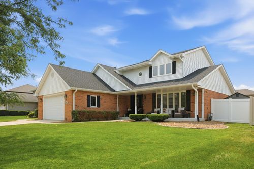 15612 Bramblewood Rd, Oak Forest, IL, 60452-1588 | Card Image