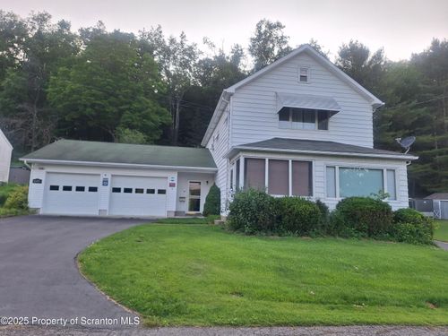 1147 Upper North Main St, Forest City, PA, 18421-1043 | Card Image
