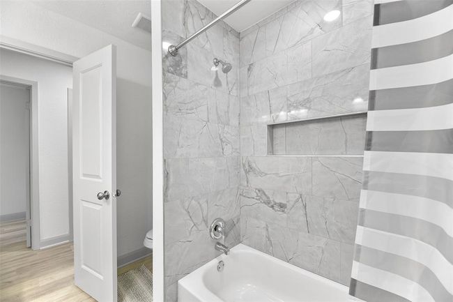 6235 Dumfries Dr, House other with 4 bedrooms, 2 bathrooms and 2 parking in Houston TX | Image 22