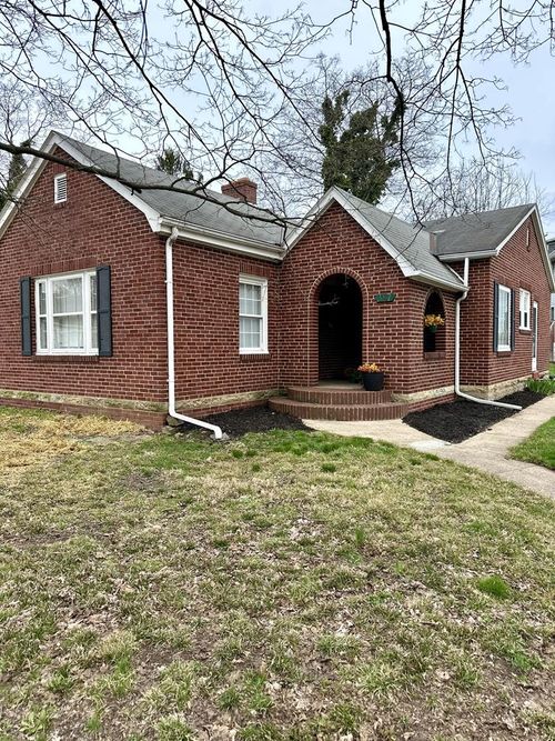 387 Church St, Chillicothe, OH, 45601-1619 | Card Image