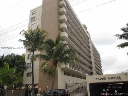 301-2903 N Miami Beach Blvd, North Miami Beach, FL, 33162 | Card Image