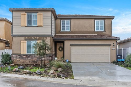 28427 Farm Creek Way, Valley Center, CA, 92082-6992 | Card Image
