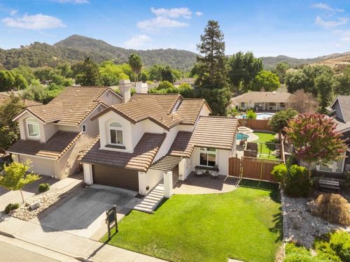 18435 Murphy Springs Dr, Morgan Hill, CA, 95037-3061 | Card Image