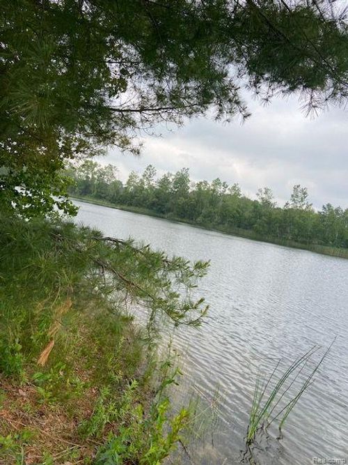 I-69 vac E Taylor N, Kimball Township, MI, 48074 | Card Image