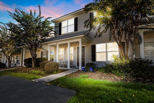 136 Lynches River Dr, Summerville, SC, 29485-8876 | Card Image