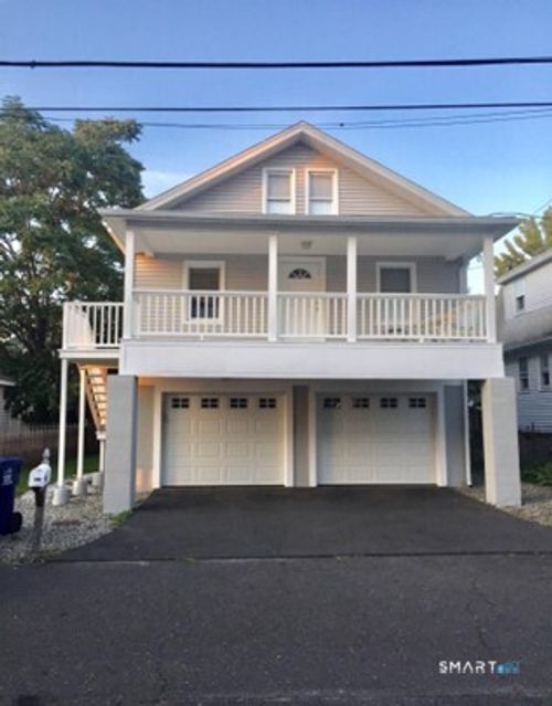 140 College Pl, Fairfield, CT, 06824-6510 | Card Image