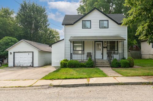 16 Arthur St, Woodstock, ON, N4S7H1 | Card Image