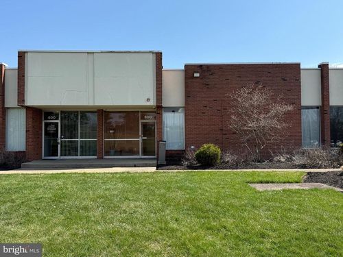 ste-500-121 Friends Ln, NEWTOWN, PA, 18940-1897 | Card Image