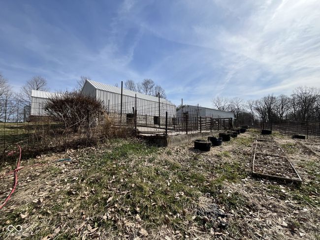 8661 W County Road 275 S, House other with 2 bedrooms, 1 bathrooms and null parking in Medora IN | Image 12