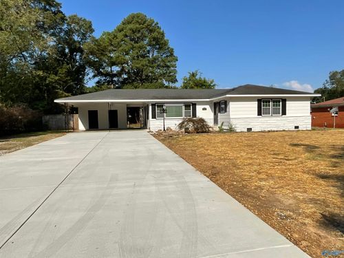 1805 8th Ave Sw, Decatur, AL, 35601-5607 | Card Image