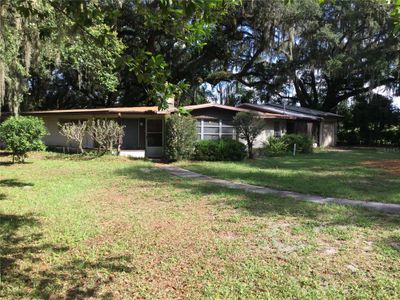 7988 County Road 129, House other with 3 bedrooms, 1 bathrooms and null parking in Wildwood FL | Image 1