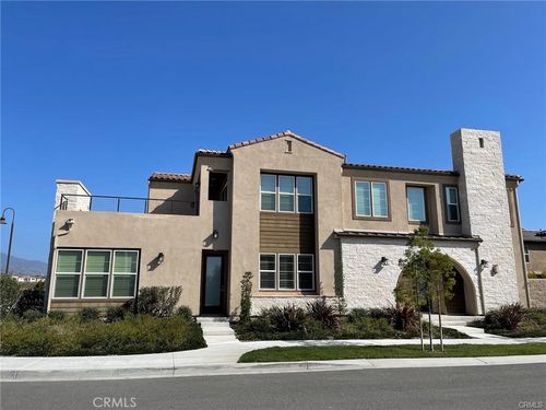 127 Swift, Irvine, CA, 92618 | Card Image