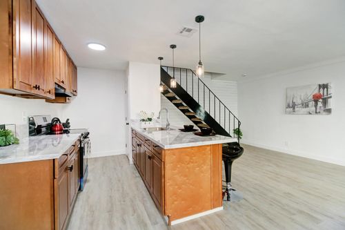 apt-3-7400 Franklin Blvd, Sacramento, CA, 95823-2984 | Card Image