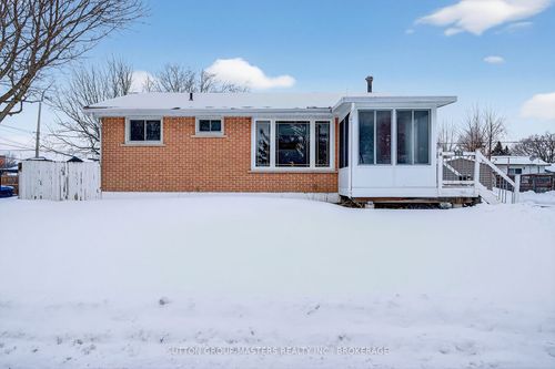 51 Kildare Ave, Amherstview, ON, K7N1J1 | Card Image