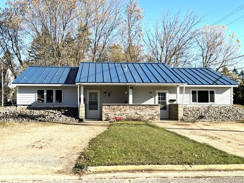 115 Dorr St, Antigo, WI, 54409-1320 | Card Image