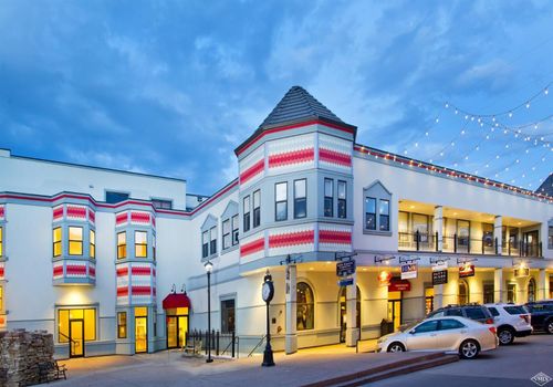 o201-137 Main St, Edwards, CO, 81632-8118 | Card Image