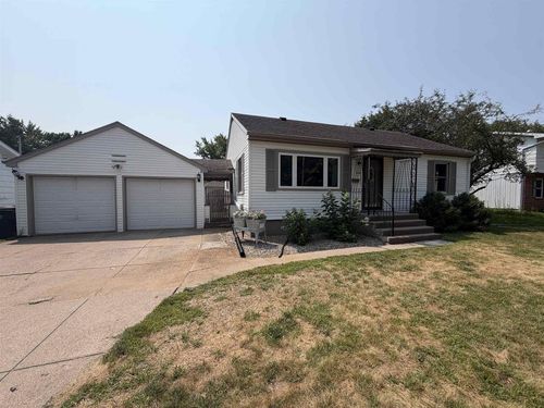 512 Fairview Way, Shawano, WI, 54166 | Card Image