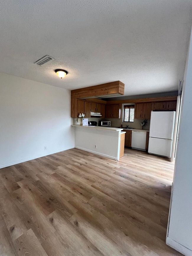 4204 Waterview Cir, Condo with 2 bedrooms, 3 bathrooms and null parking in Palm Springs FL | Image 11