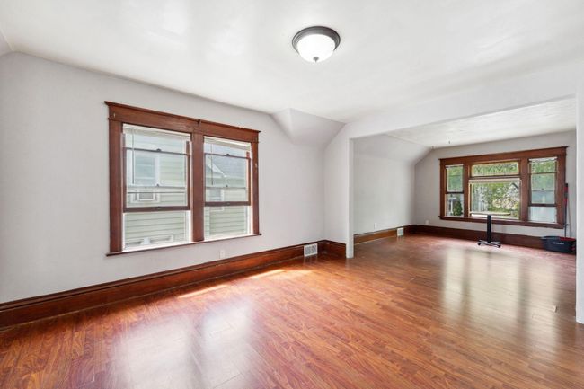 906 5 Th St E, Home with 0 bedrooms, 0 bathrooms and null parking in Saint Paul MN | Image 4